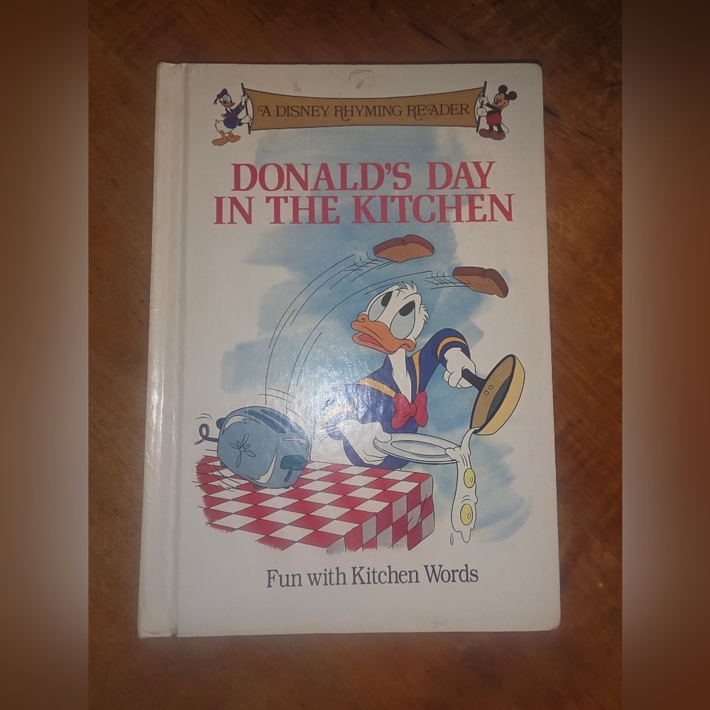 A Disney Rhyming Reader - Donald's Day in the Kitchen - 1988 Hardcover - Vintage